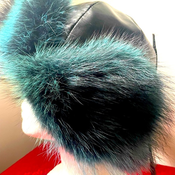 Real fur leather trapper hat NWT - Picture 3 of 7